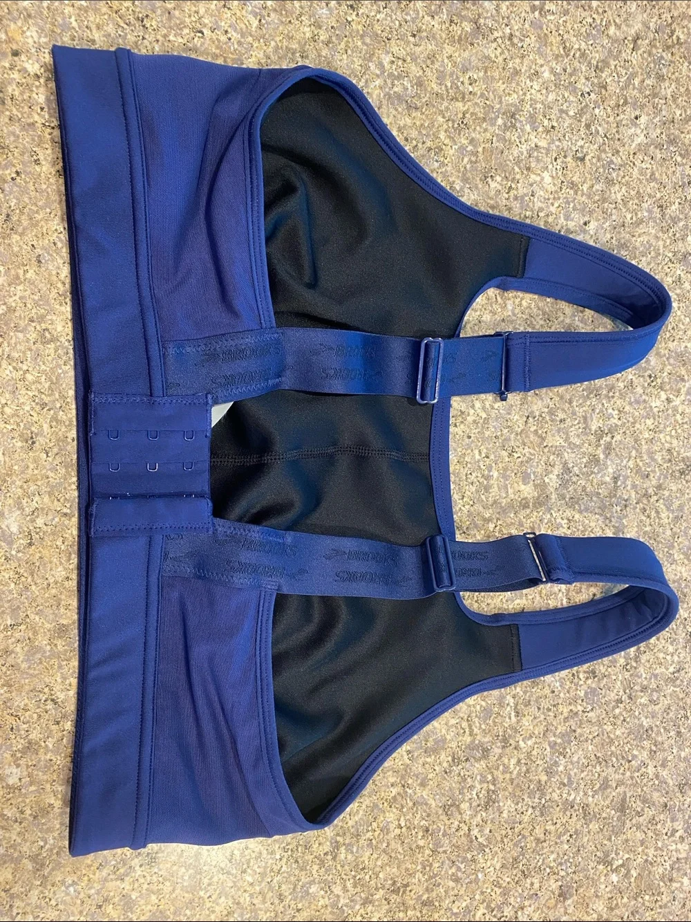 Brooks Sports Bra 34DD Style 350089 MUSTY SMELL